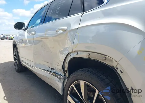 2024 Volkswagen Atlas Cross Sport 2.0T Sel Premium R-Line из США, поврежденный, VIN 1V2FE2CA3RC230928